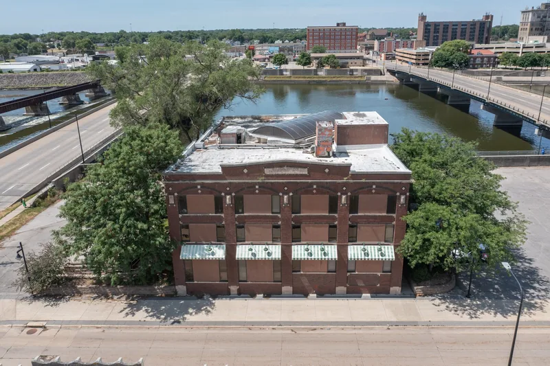 Water Street Building — Commercial project photo