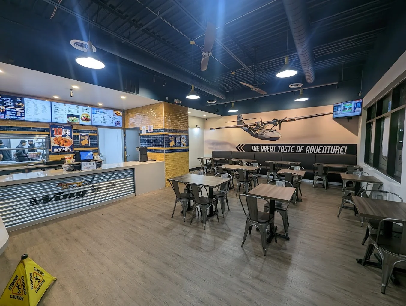 Completed Wing N It restaurant tenant build-out by Jays Construction — Cincinnati general contractor